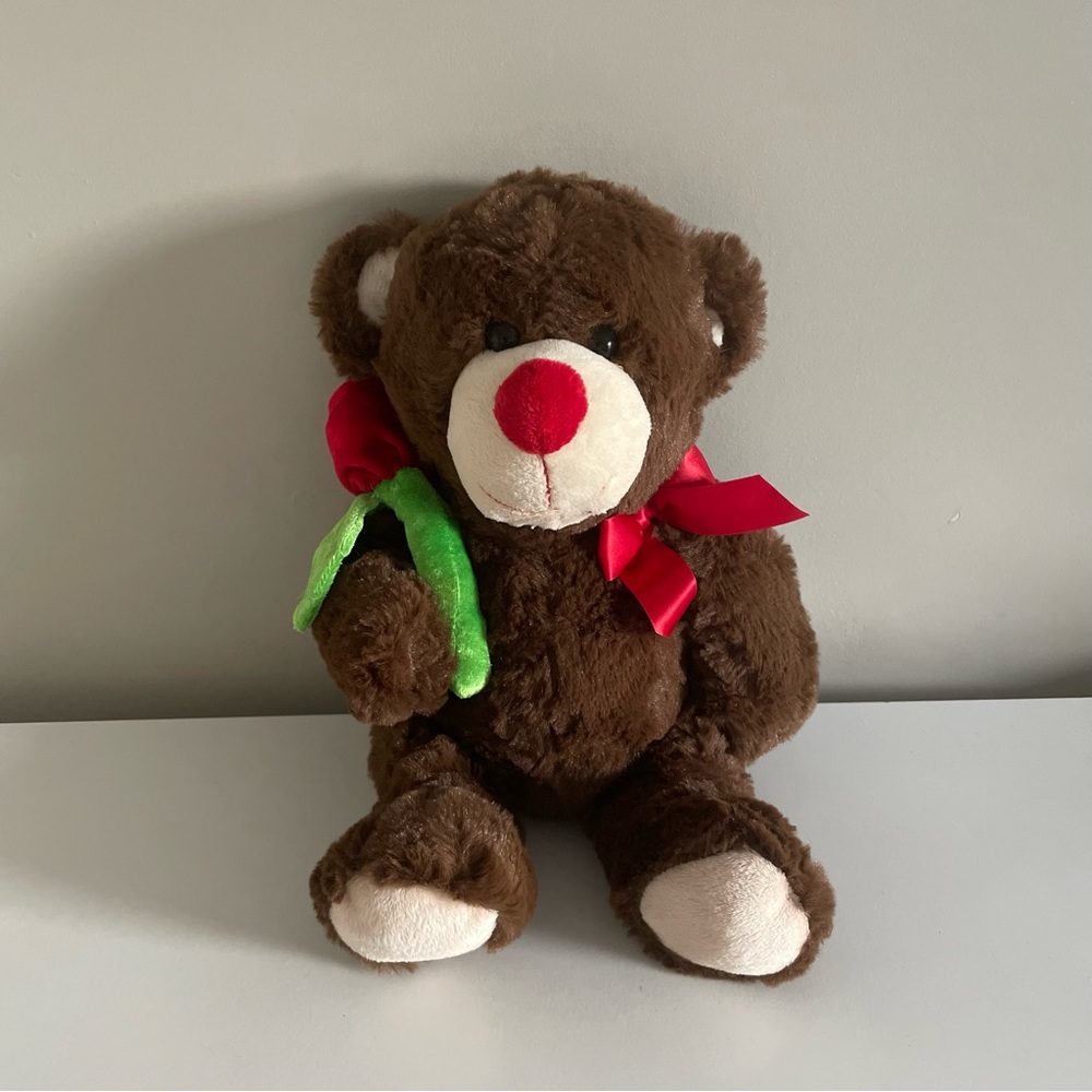🌹Soft cuddly brown teddy bear with red rose ♥️